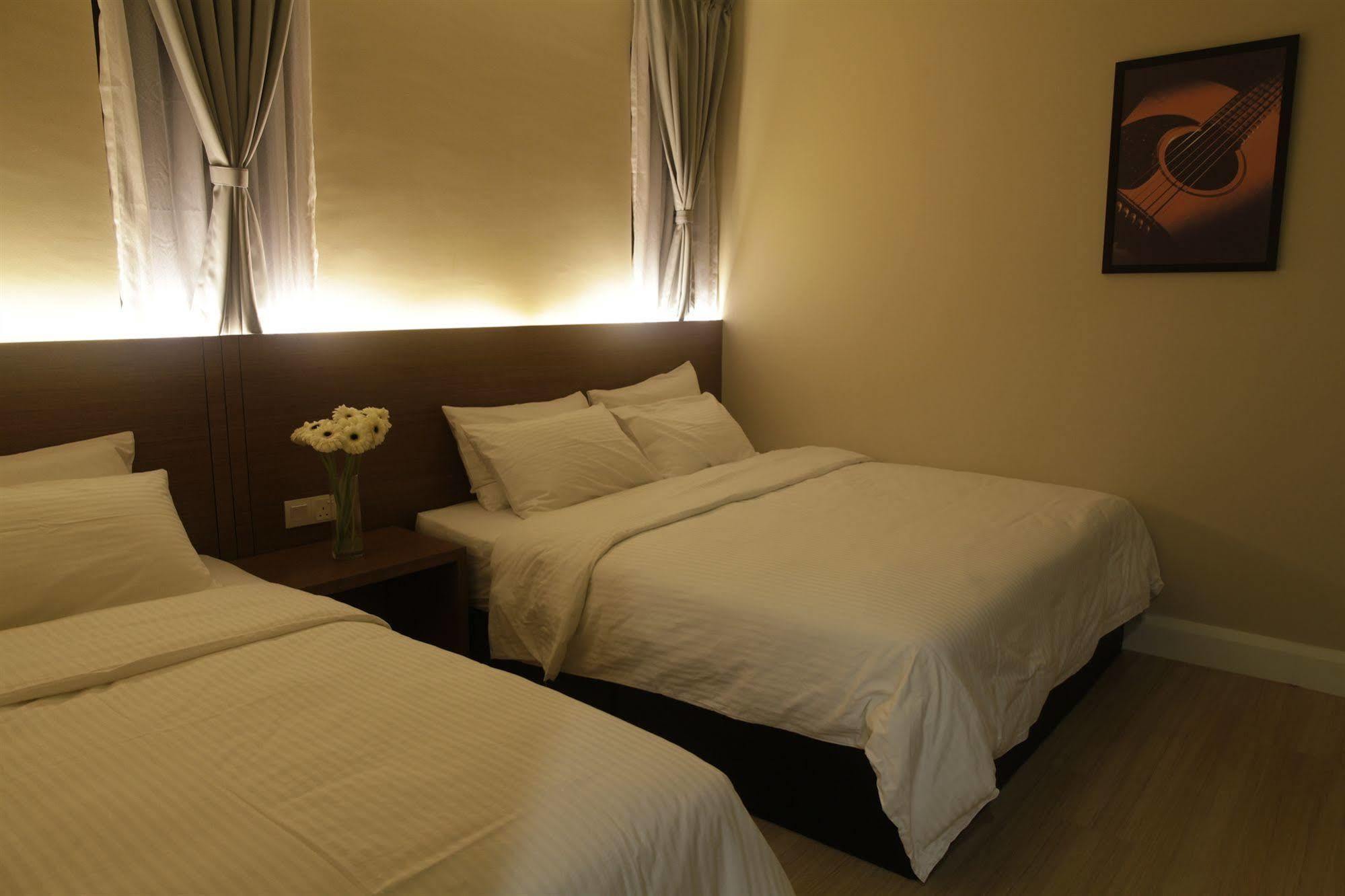 I Am Jazz 3* Johor Bahru