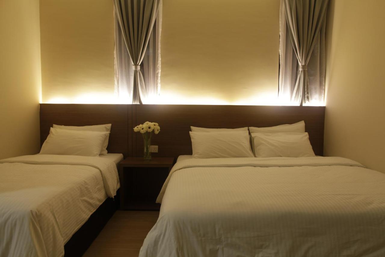 Hotel I Am Jazz
